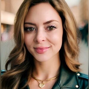 Meet your Posher, Torrie